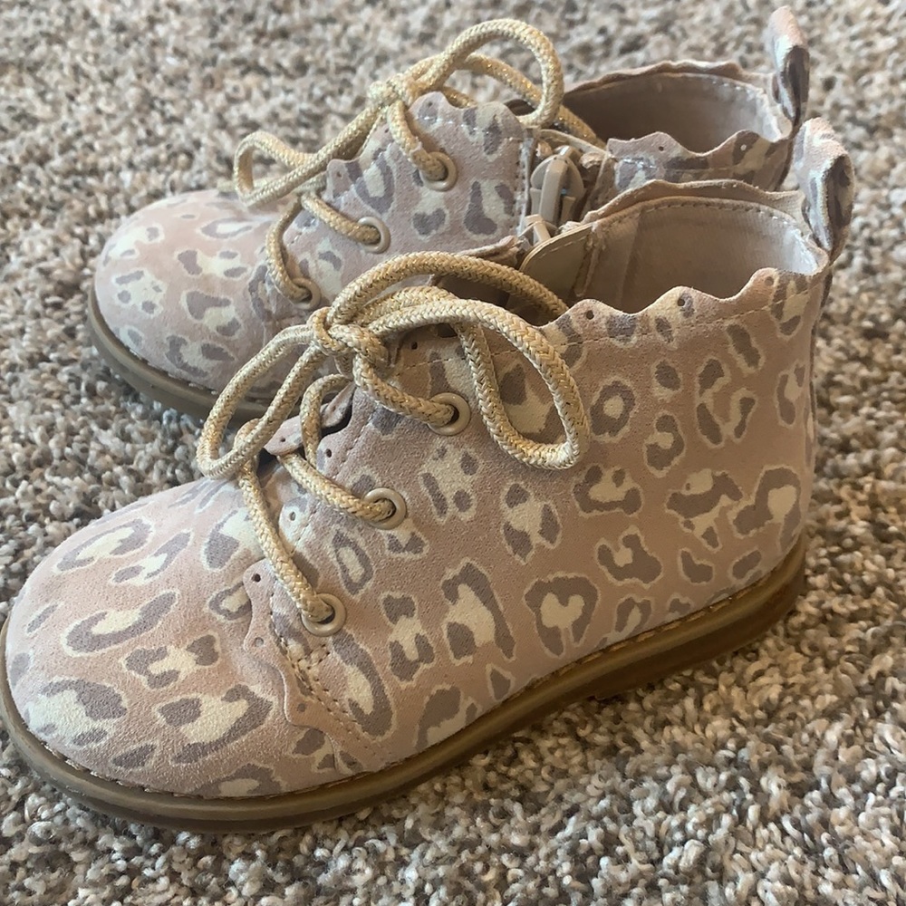 GAP Toddler 8 Boots